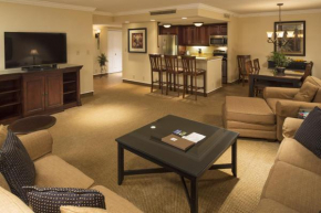 Beautiful Two Bedroom Condo with Access to Resort Amenities